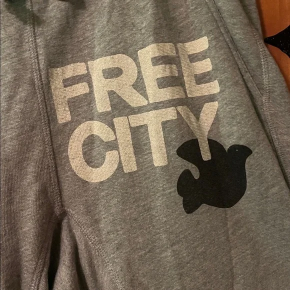 Freecity Sweatpants - Picture 2 of 6